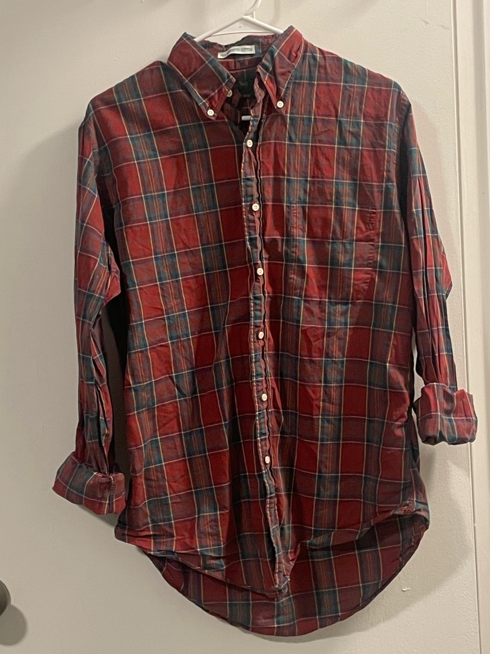 Men's Red Plaid Button-Down Shirt size 15 1/2, 34